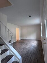 5589 Goldenrod Dr in Cincinnati, OH - Building Photo - Building Photo