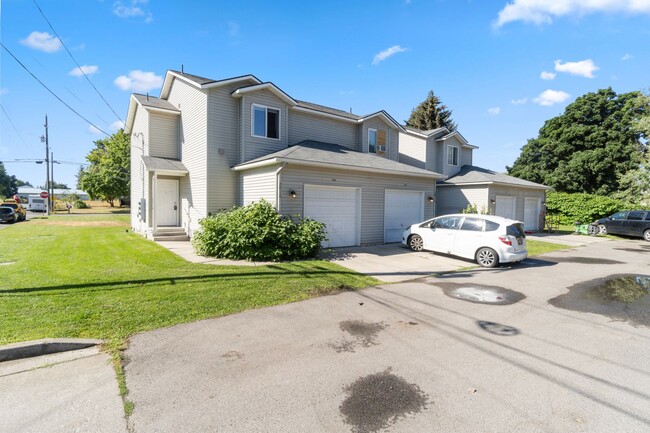 property at 2810-2814 N 14th Pl