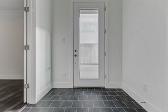 5859 Dolores St in Houston, TX - Building Photo - Building Photo