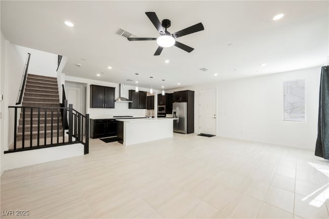 2451 Altitude St in Las Vegas, NV - Building Photo - Building Photo