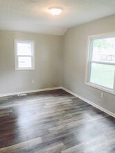 601 Deweese St in Grandview, MO - Building Photo - Building Photo