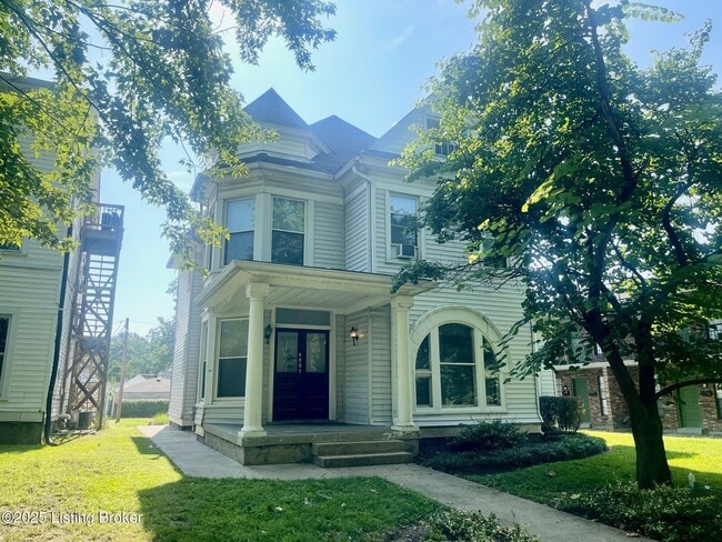property at 4007 Southern Pkwy