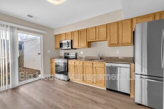 490 Arwell Ct in Frederick, MD - Building Photo - Building Photo