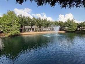 1649 Upland Lakes in Houston, TX - Building Photo - Building Photo