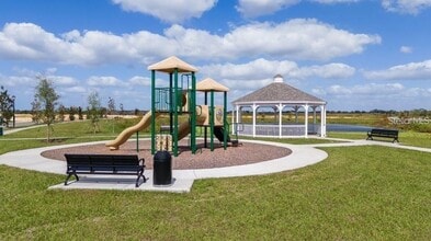 3884 Corsican Ln in Lake Alfred, FL - Building Photo - Building Photo
