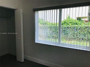 5454 NW 5th Ave in Miami, FL - Building Photo - Building Photo