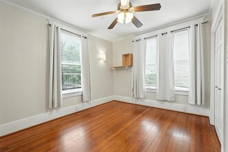 4920 Victor St in Dallas, TX - Foto de edificio - Building Photo