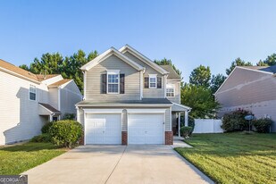 3481 Carriage Chase Rd in Atlanta, GA - Building Photo