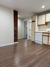 404 Merrimack St, Unit 2 Bedroom in Manchester, NH - Building Photo - Building Photo