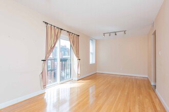 2630 Adams Mill Rd NW in Washington, DC - Building Photo - Building Photo