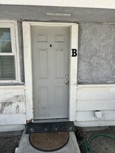 1292 N Laurel Ave in Upland, CA - Building Photo - Building Photo