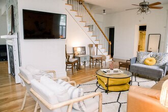 507 S 2nd St in St. Charles, MO - Foto de edificio - Building Photo