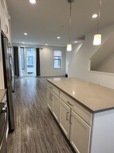 3002 Birchview Walk in Philadelphia, PA - Building Photo - Building Photo