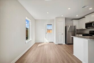 396 Tejas Trl in Waller, TX - Building Photo - Building Photo