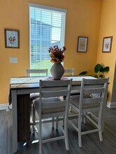 7853 Somersworth Dr in Kissimmee, FL - Building Photo - Building Photo
