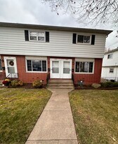 3721-3735 Ellsworth Ave in Erie, PA - Building Photo