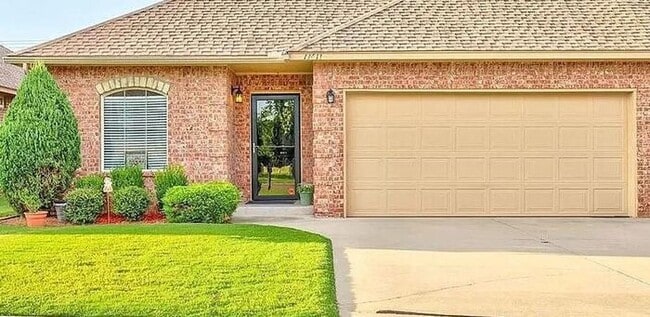 property at 11405 NW 121st Pl