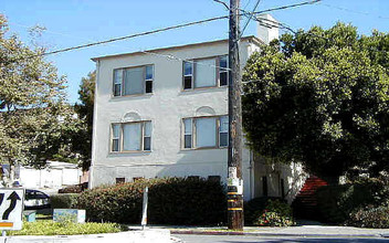 410 Merritt Ave in Oakland, CA - Building Photo - Building Photo