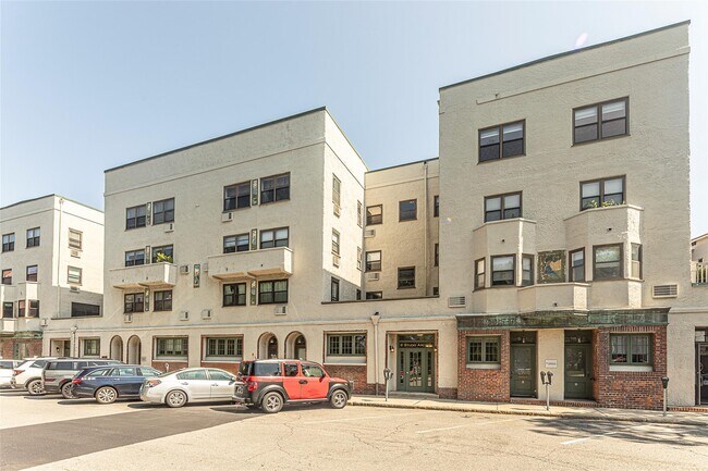 6 Studio Arcade in Bronxville, NY - Building Photo - Building Photo