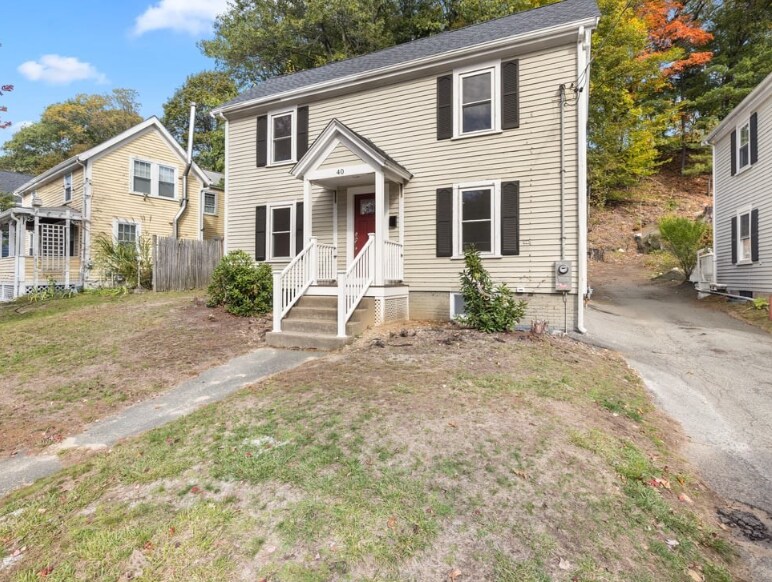 40 Cedar St in Wellesley, MA - Foto de edificio