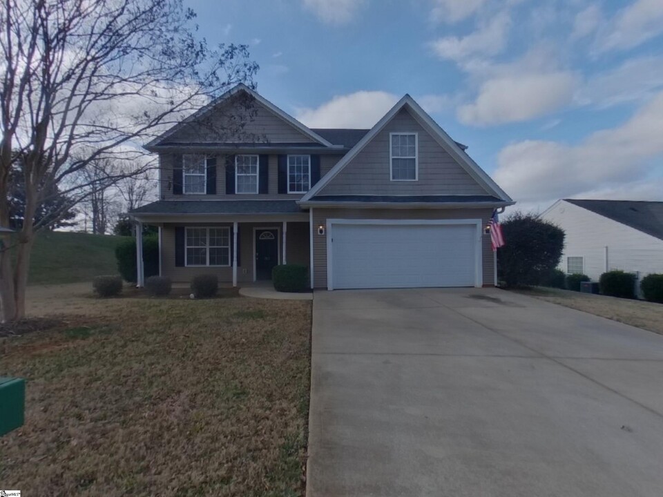 113 Mariner Ct in Greer, SC - Building Photo