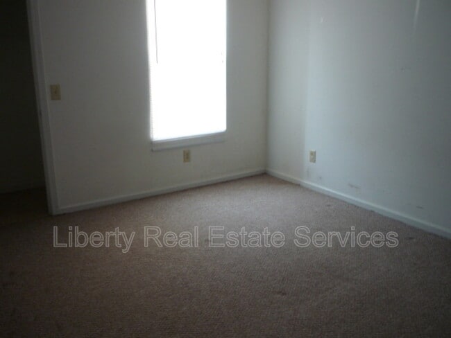 350 Beverly St in Hinesville, GA - Building Photo - Building Photo