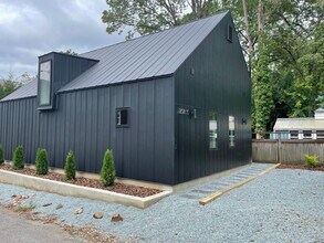 208 Watts St, Unit 208 C Watts St in Durham, NC - Building Photo - Building Photo