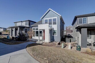 1732 Stable View Dr in Castle Pines, CO - Building Photo - Building Photo