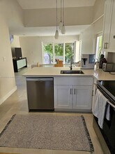 172 NW 85th Ct in Miami, FL - Building Photo - Building Photo