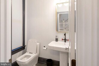 216 N St NW in Washington, DC - Building Photo - Building Photo