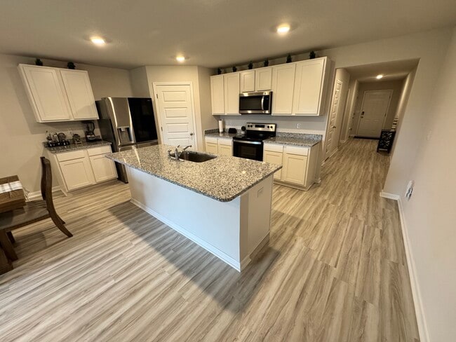 852 Otto Loop in Crestview, FL - Building Photo - Building Photo