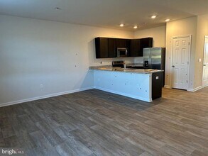 104 Baker Dr in Luray, VA - Foto de edificio - Building Photo