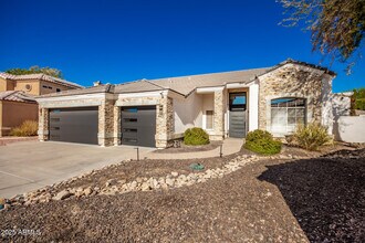 4430 E Graythorn St in Phoenix, AZ - Building Photo - Building Photo