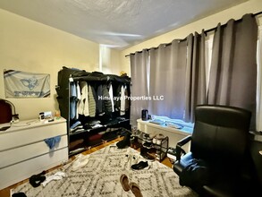 112 College Ave, Unit U2 in Medford, MA - Building Photo - Building Photo