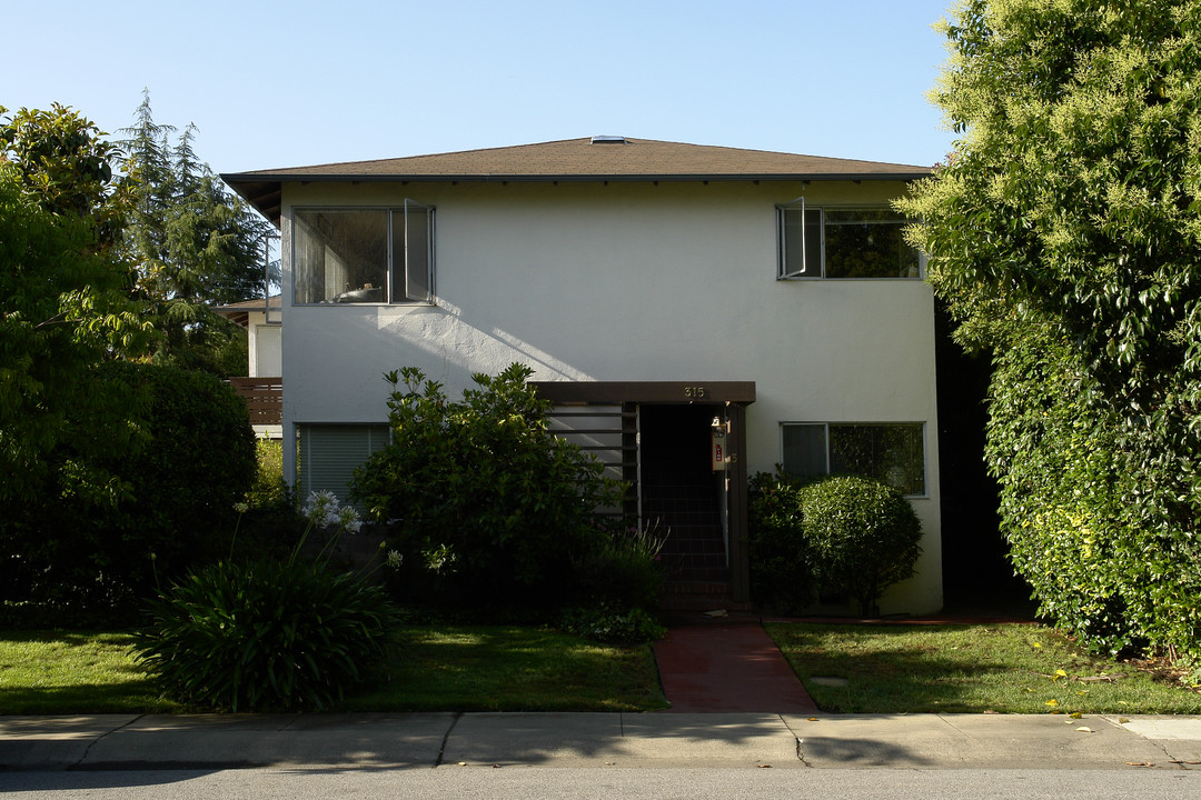 315 Waverley St in Menlo Park, CA - Building Photo