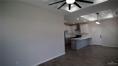 25 E Jessamine Ave in La Feria, TX - Building Photo - Building Photo