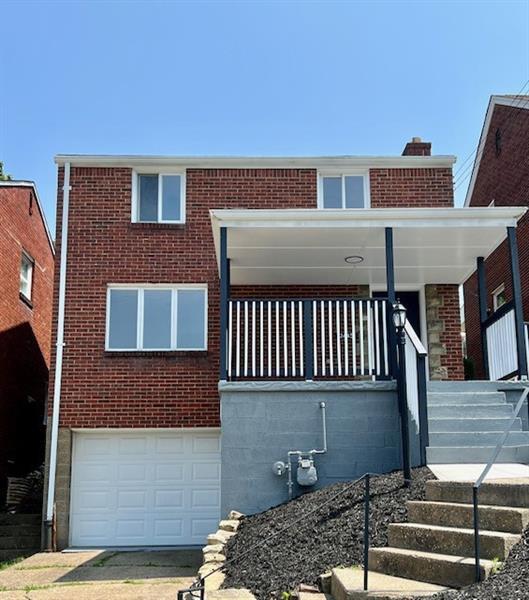 2445 Edgebrook Ave in Pittsburgh, PA - Foto de edificio - Building Photo