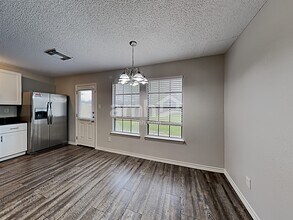 2955 County Road 855 in Alvin, TX - Building Photo - Building Photo