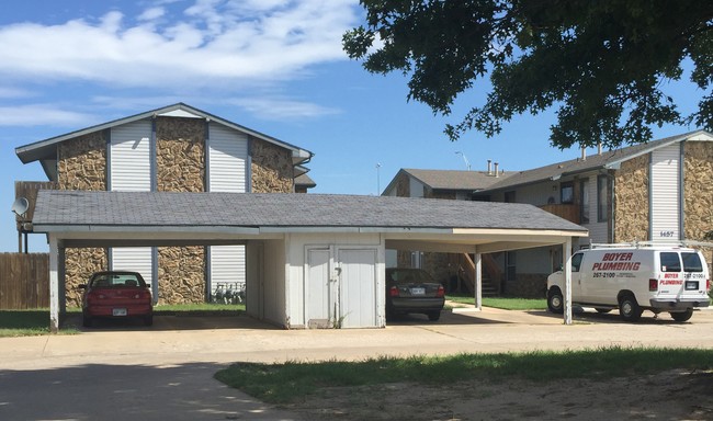 West Village Condos in Wichita, KS - Building Photo - Building Photo