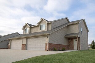 5303 Silver Mill Dr in Columbia, MO - Building Photo