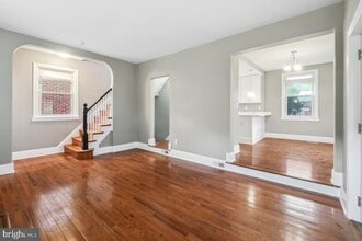 2615 Otis St NE in Washington, DC - Foto de edificio - Building Photo