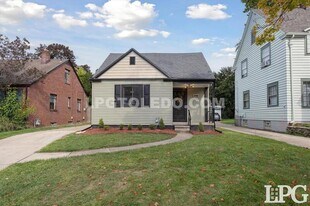 2736 Northwood Ave in Toledo, OH - Building Photo