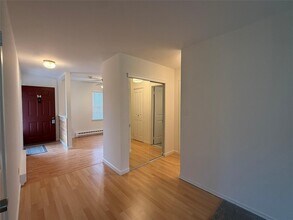 101 Sylvan Ave in Miller Place, NY - Building Photo - Building Photo