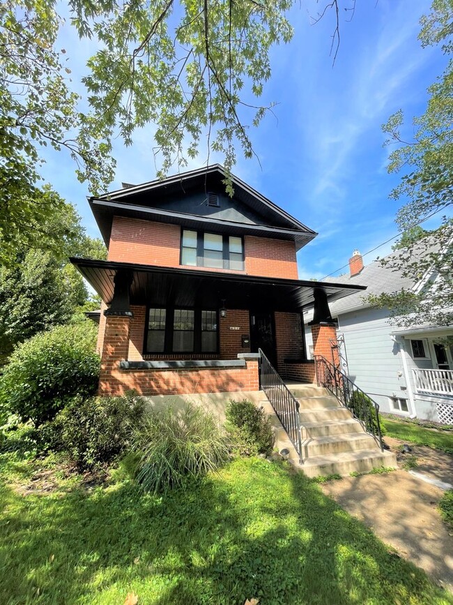 property at 621 Atalanta Ave