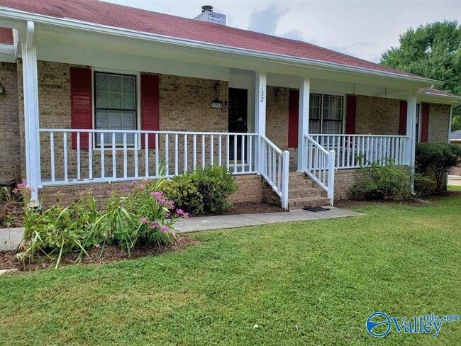 132 Raleigh Way in Huntsville, AL - Building Photo - Building Photo