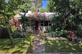 669 NE 60th St in Miami, FL - Building Photo - Building Photo