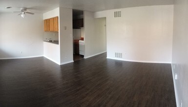 2839 Cypress Way-Unit -2839-1 in Cincinnati, OH - Building Photo - Building Photo
