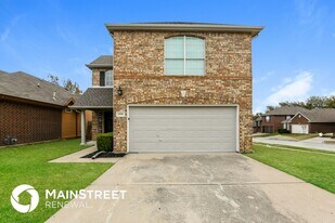 6900 Chaco Trail in Fort Worth, TX - Building Photo