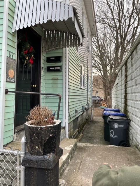 67 Simmons St, Unit 2ND FLOOR in Providence, RI - Building Photo - Building Photo