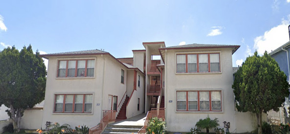 823-831 W 25th St in San Pedro, CA - Building Photo